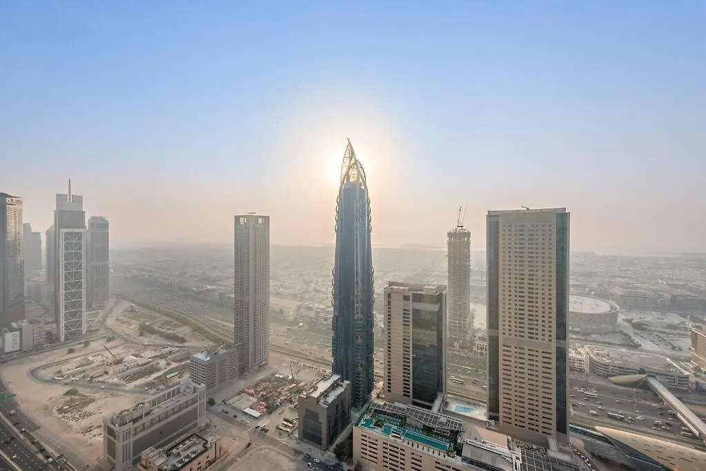 First Class 2Br Elegance With Iconic Views Dubai