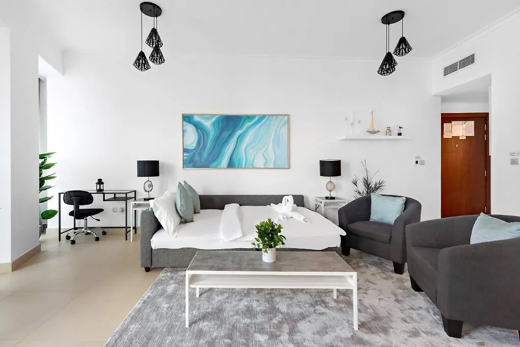 Apartment First Class 2Br Elegance With Iconic Views Dubai
