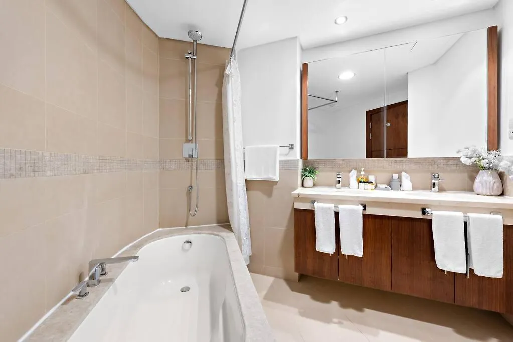 Apartment First Class 2Br Elegance With Iconic Views Dubai United Arab Emirates