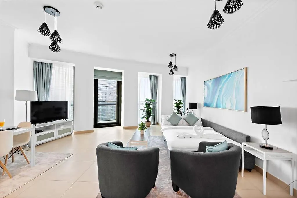 Apartment First Class 2Br Elegance With Iconic Views Dubai United Arab Emirates
