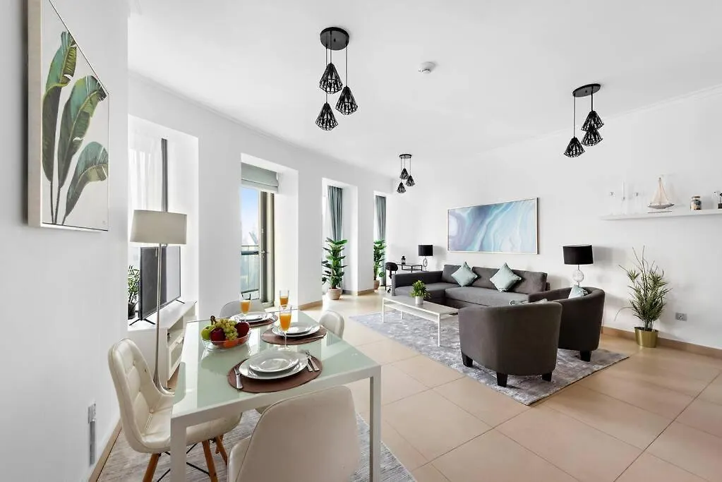 Apartment First Class 2Br Elegance With Iconic Views Dubai