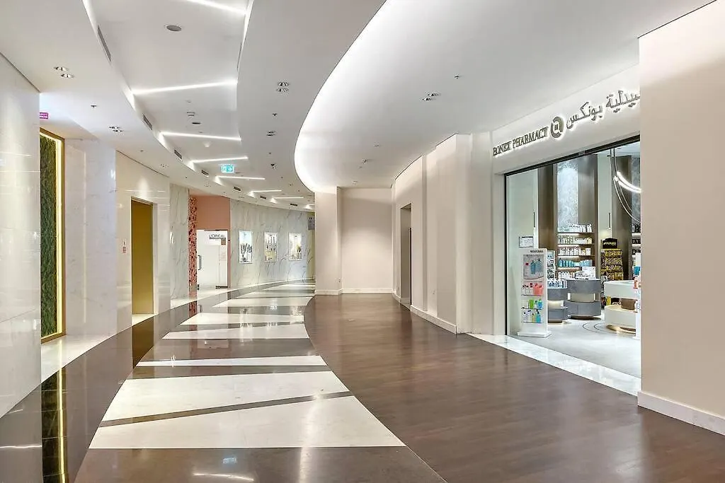 First Class 2Br Elegance With Iconic Views Dubai United Arab Emirates