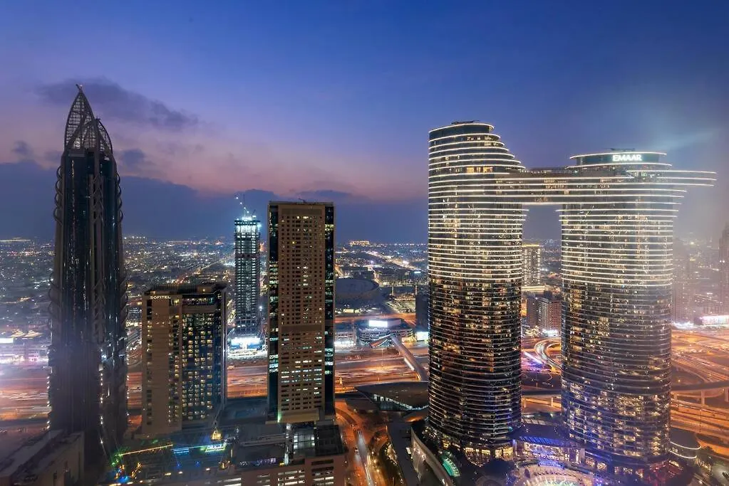 First Class 2Br Elegance With Iconic Views Dubai